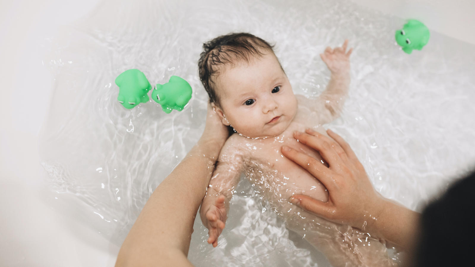 Best Baby Bath Thermometers Hero