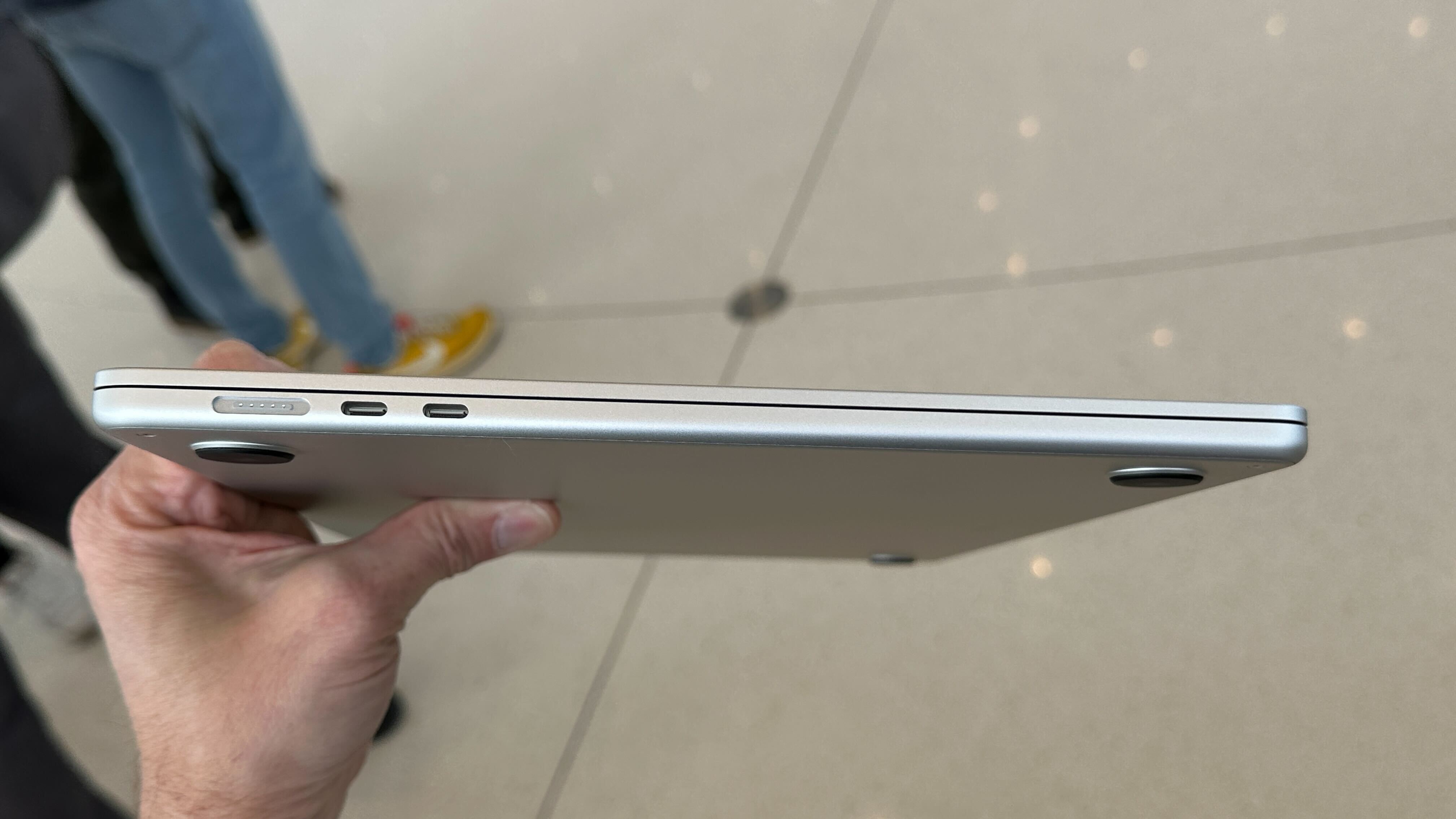 Macbook Air 15 inch from the side